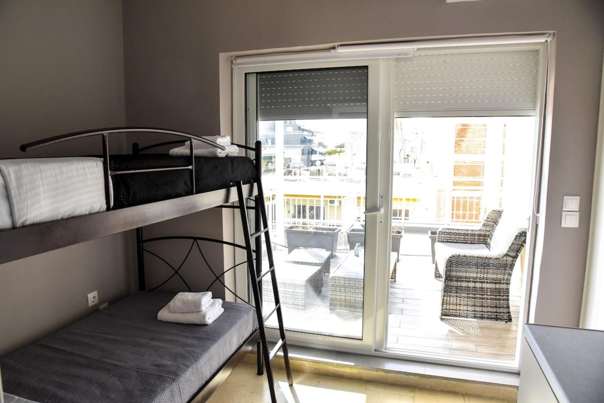 Tiny Rooftop Apartment Афины Экстерьер фото