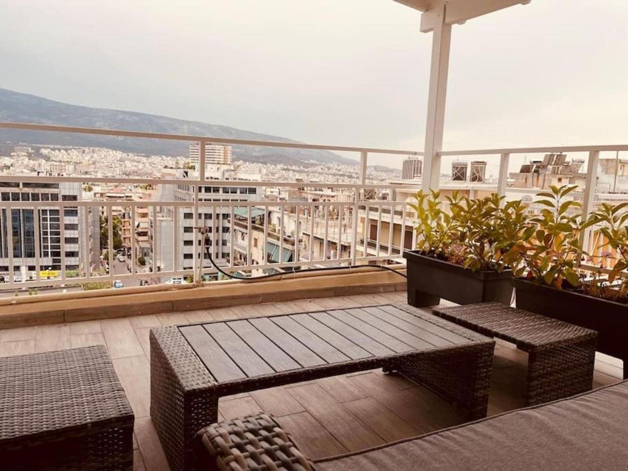 Tiny Rooftop Apartment Афины Экстерьер фото